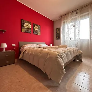 Em Holiday 3 Appartamento Quartu SantʼElena
